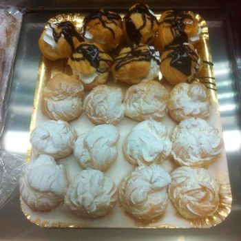 Pastelería Forn de C'al Rei dulces de panadería en bandeja