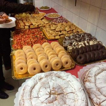 Pastelería Forn de C'al Rei dulces en bandejas